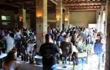 04 - In tinaia centinaia  di appassionati e operatori 04 - In tinaia centinaia  di appassionati e operatori