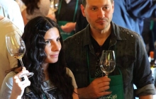 17 - Grande interesse ai banchi di degustazione 17 - Grande interesse ai banchi di degustazione